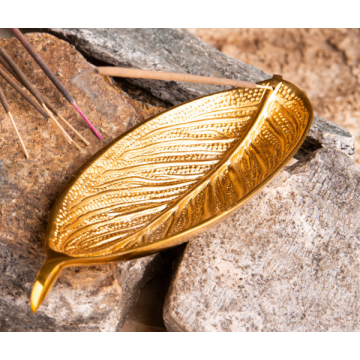 Räucherstäbchenhalter Blatt aus Weissmetall vergoldet